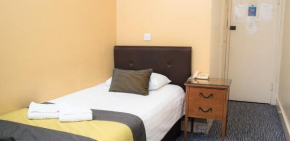 Гостиница Rose Court Hotel  Лондон